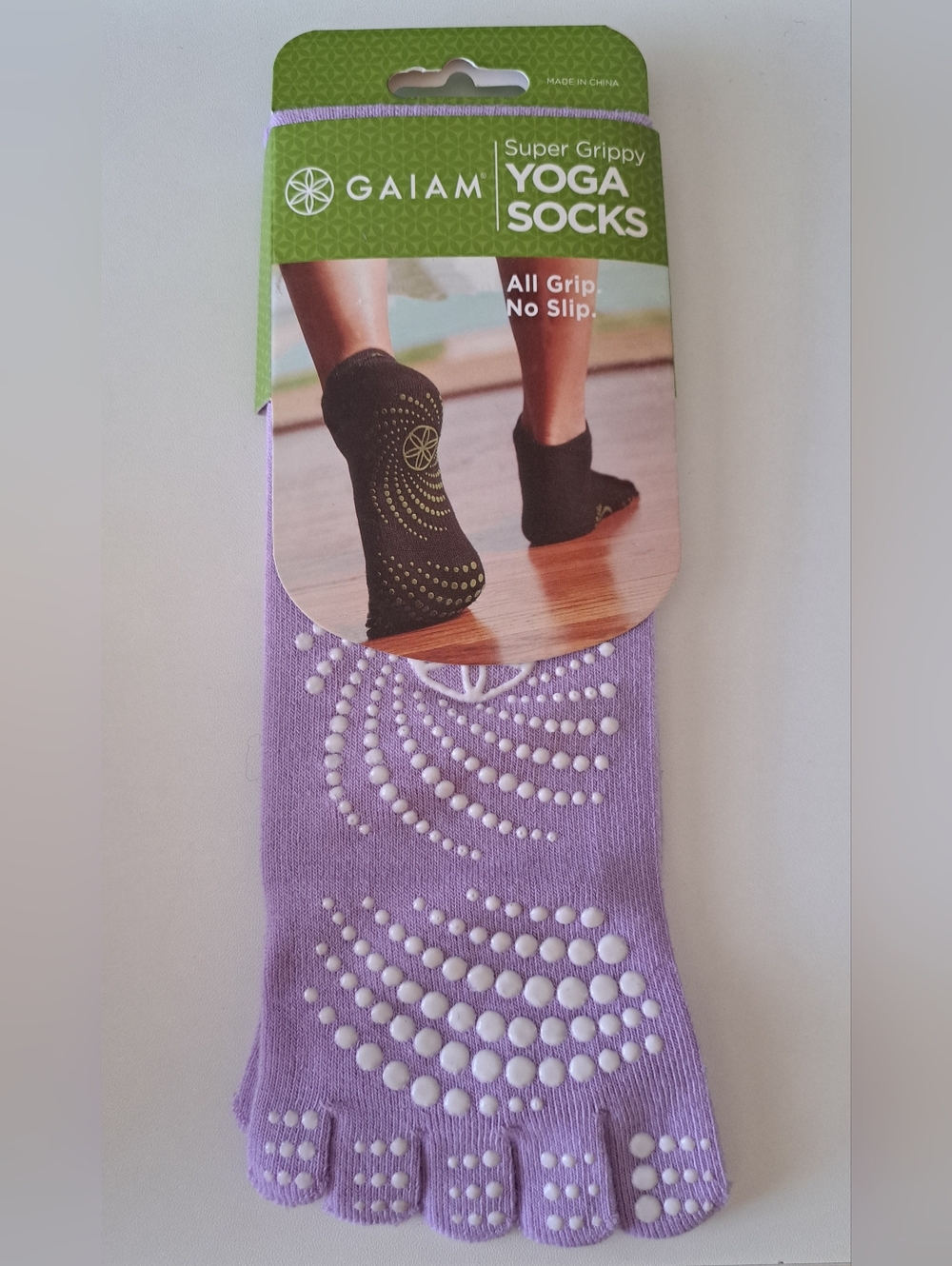 Gaiam Super Grippy Yoga Socks - Lavender